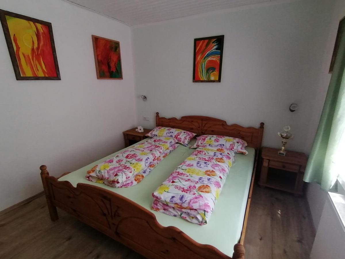 Ferienwohnung Hain Birnbaum Buitenkant foto